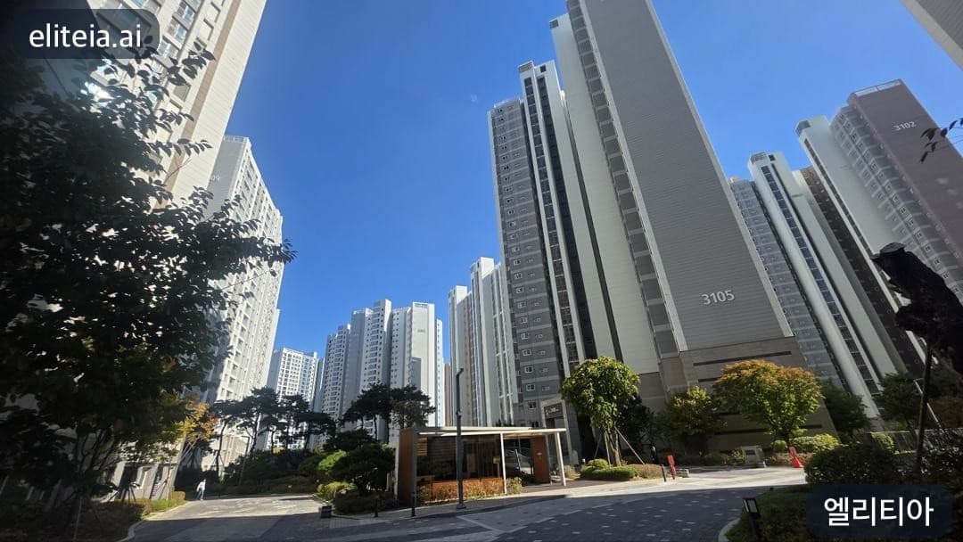 호반써밋1차 단지 외관 사진 1